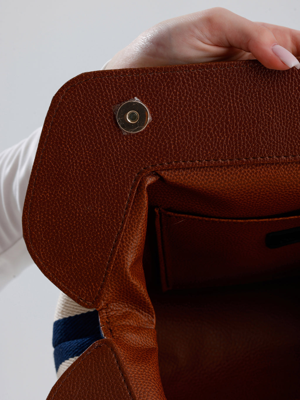 Heybes Kadın Çizgi Desenli Kanvas Clutch El Çantası