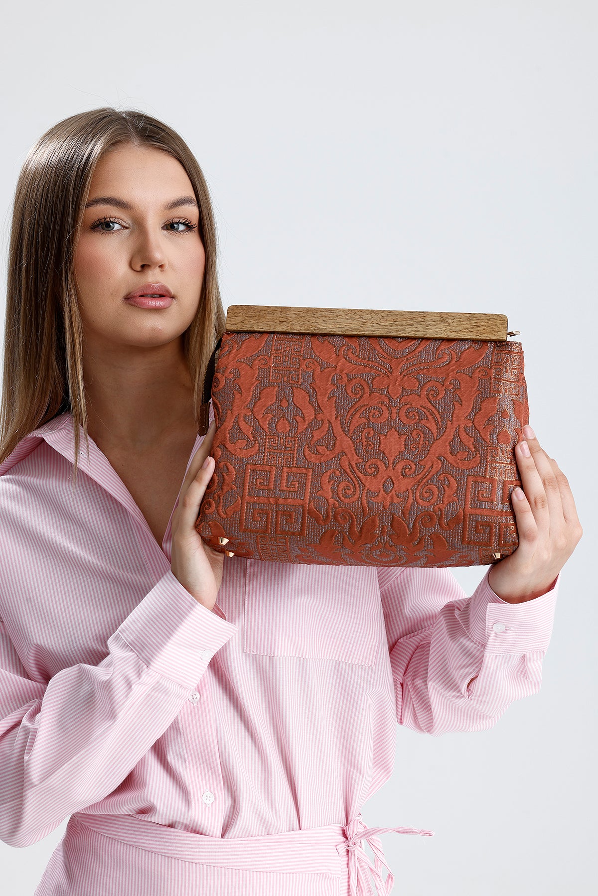 Heybes Kadın Otantik Desen Clutch Çanta