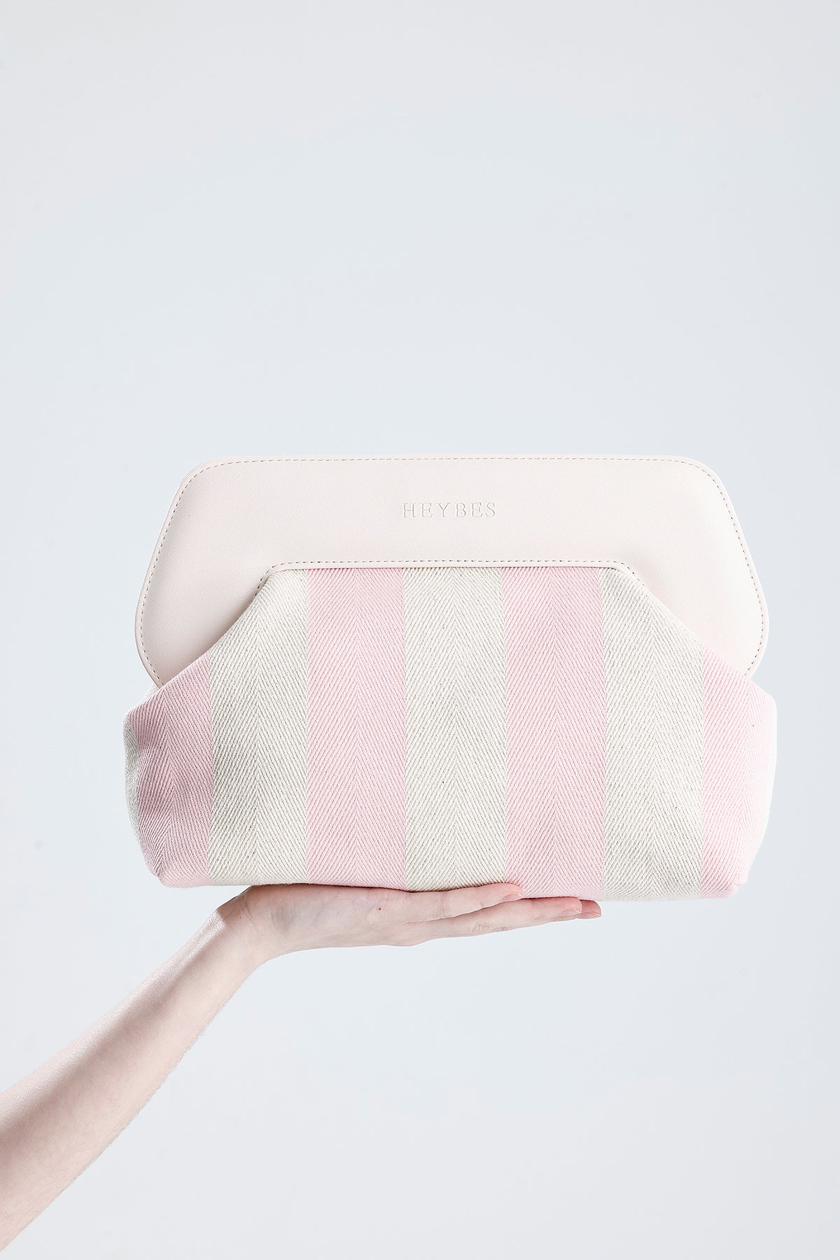 Heybes Kadın Çizgi Desenli Kanvas Clutch El Çantası