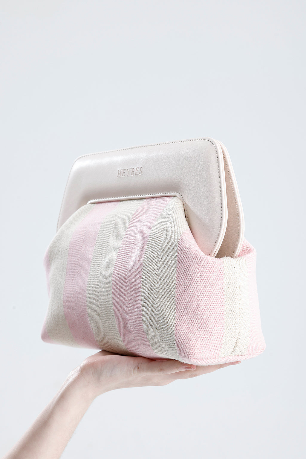 Heybes Kadın Çizgi Desenli Kanvas Clutch El Çantası