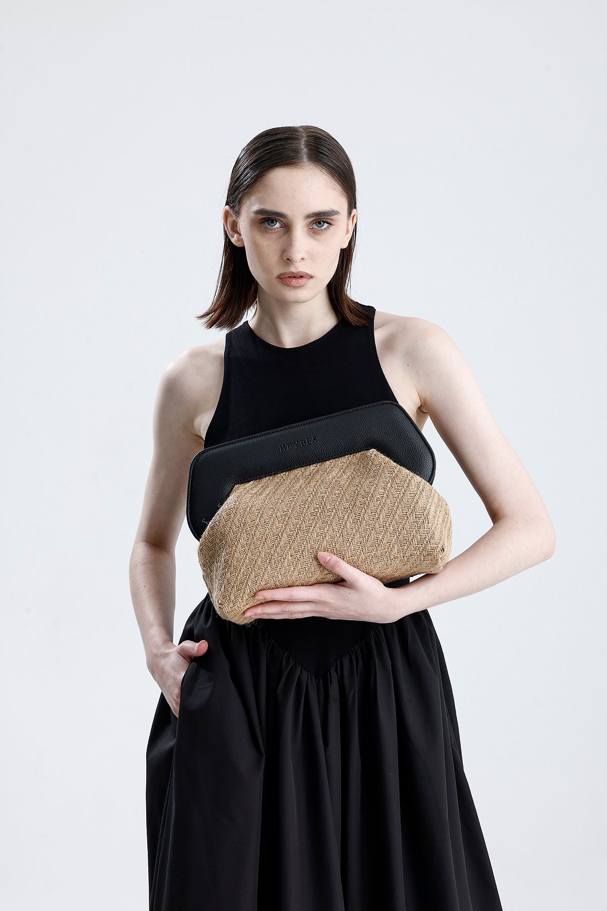 Heybes Kadın Çerçeveli Jüt Clutch El Çantası