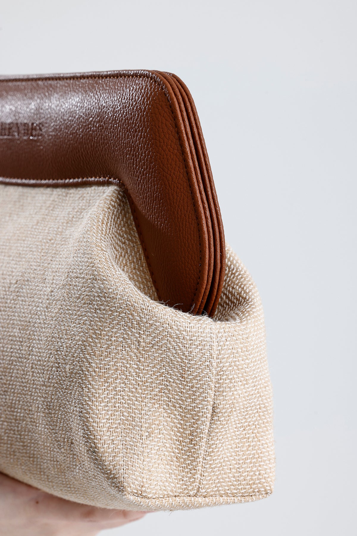 Heybes Kadın Çerçeveli Jüt Clutch El Çantası