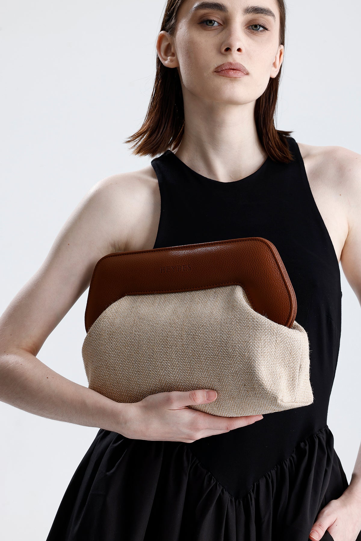 Heybes Kadın Çerçeveli Jüt Clutch El Çantası