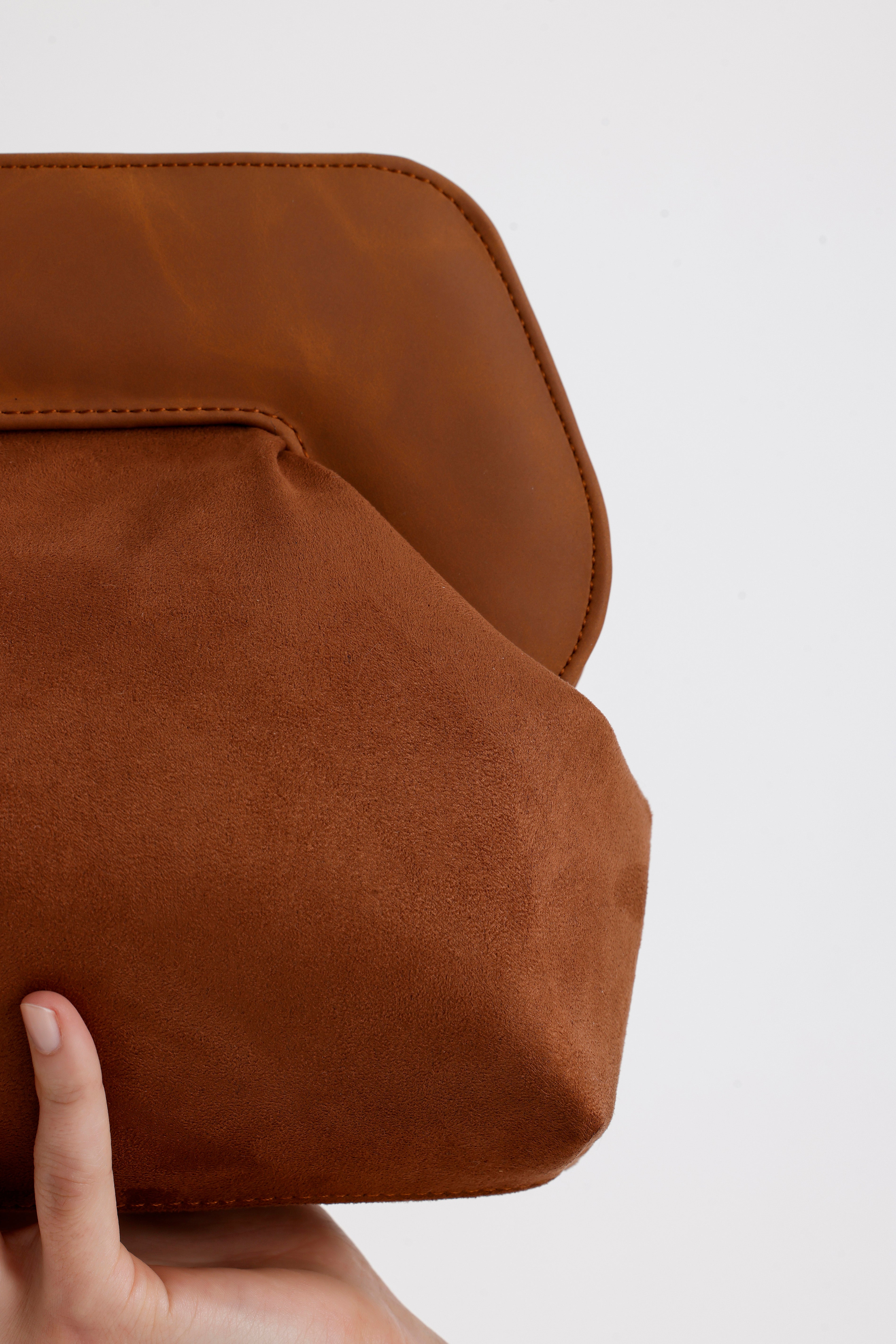 Heybes Kadın Deri Detaylı Süet Clutch El Çantası