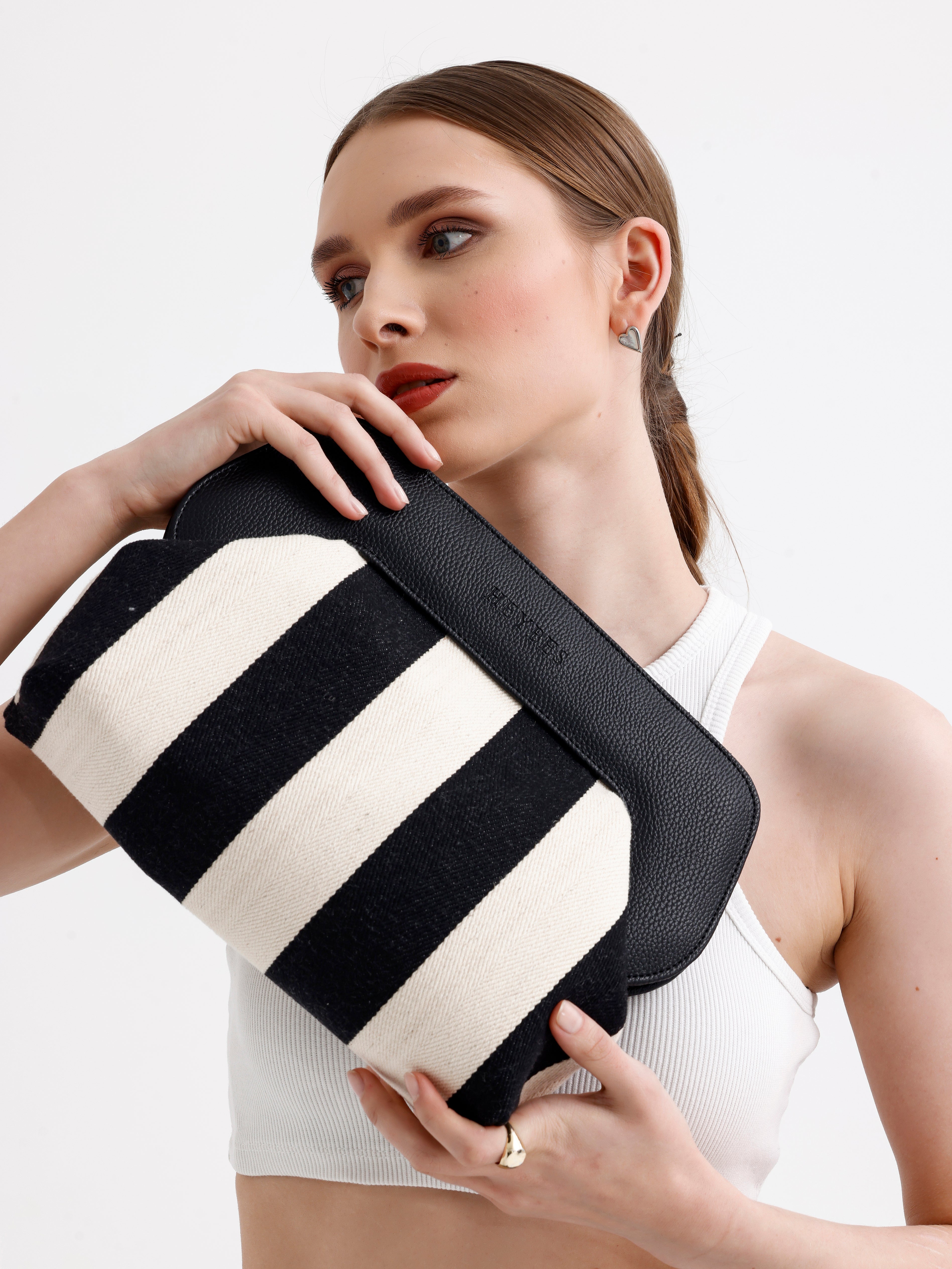 Heybes Kadın Çizgi Desenli Kanvas Clutch El Çantası