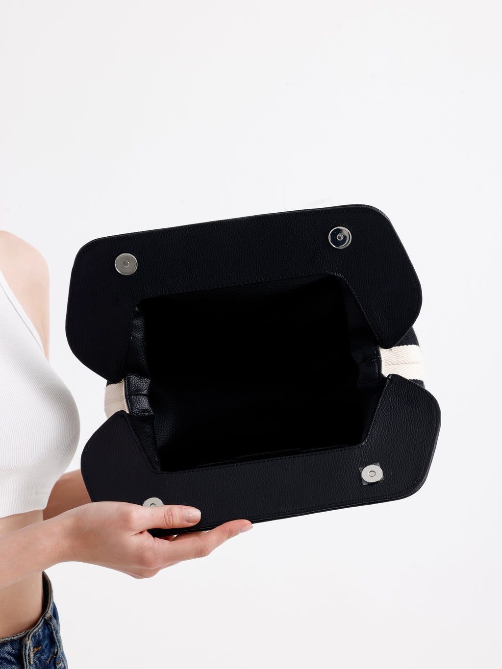 Heybes Kadın Çizgi Desenli Kanvas Clutch El Çantası