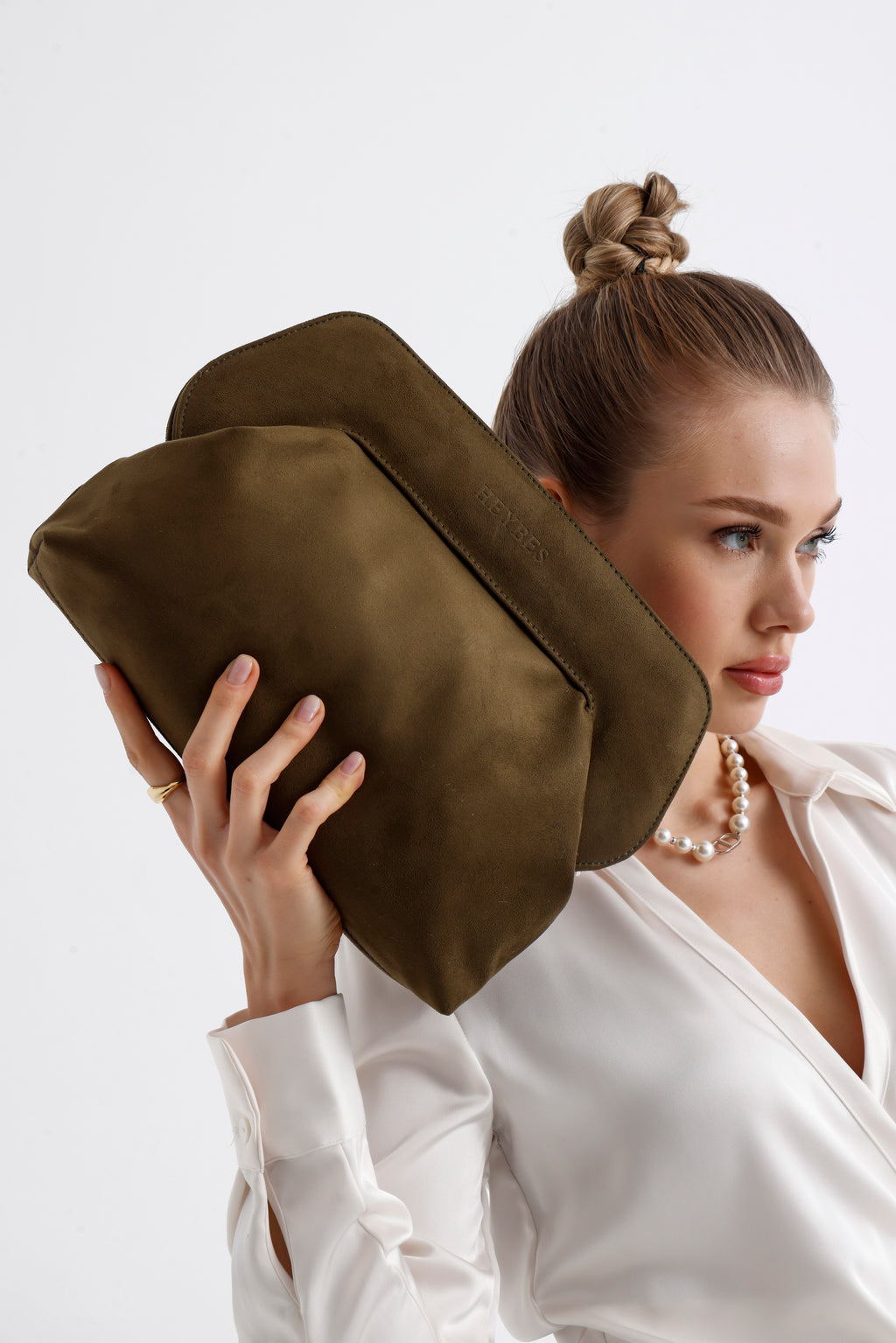 Heybes Kadın Deri Detaylı Süet Clutch El Çantası